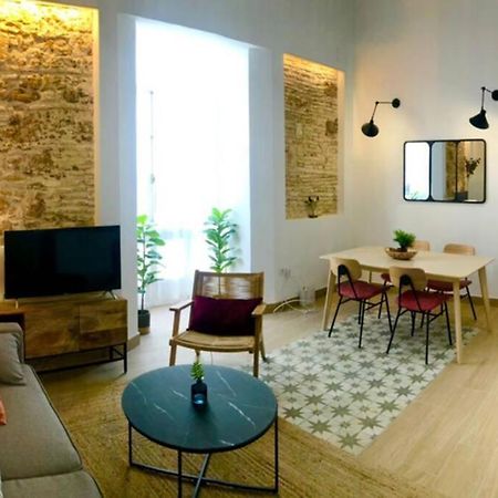Gatu Premium Villa Libertad, Preferente Mayores De 25 Anos Y Familias Cadiz Exterior photo