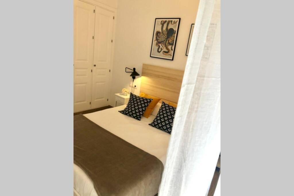 Gatu Premium Villa Libertad, Preferente Mayores De 25 Anos Y Familias Cadiz Exterior photo